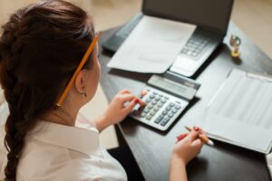 5 kluczowych powodów, dla których outsourcing księgowości to inwestycja, a nie koszt